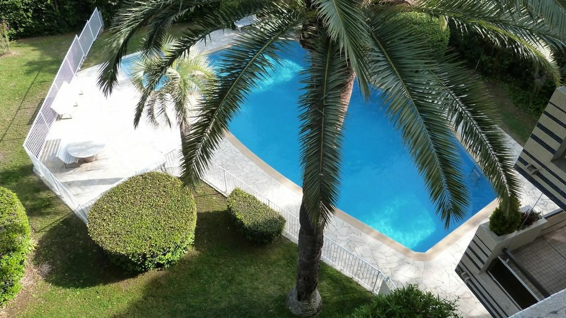 Apartment With One Bedroom In Saint-Raphael, With Wonderful Sea View, Francie