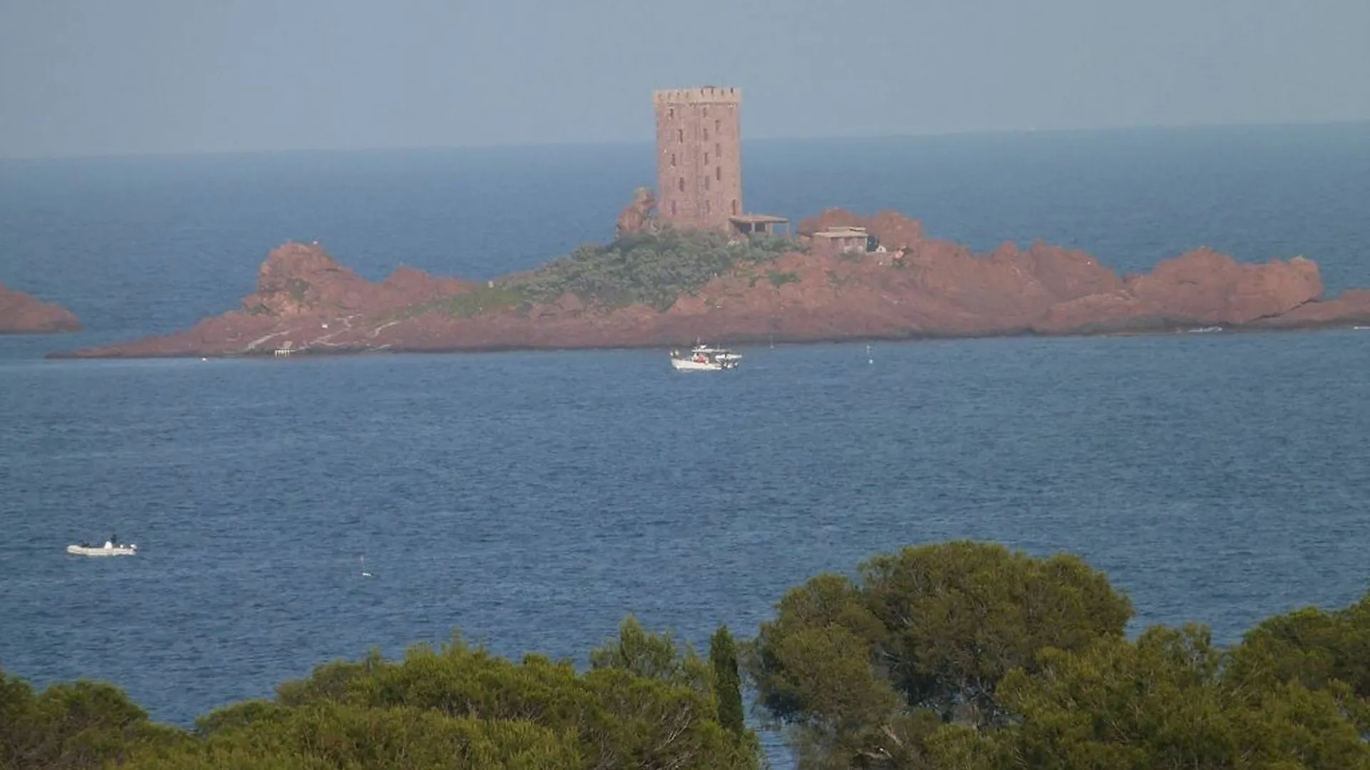 Apartment With One Bedroom In Saint-Raphael, With Wonderful Sea View, Saint-Raphaël